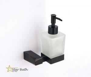 דיספנסר לסבון נוזלי לקיר האמבטיה מסדרת STONE שחור