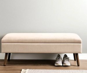 הדום נפתח בד בצבע בז'