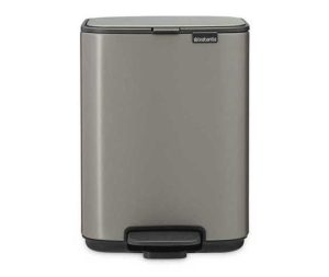 פח פדל לאמבטיה ריבוע 4 ליטר פלטינום  Brabantia